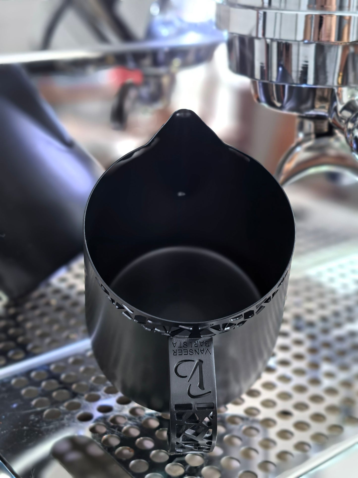 VS003 Hollow Style Latte Art Pitcher 650ML