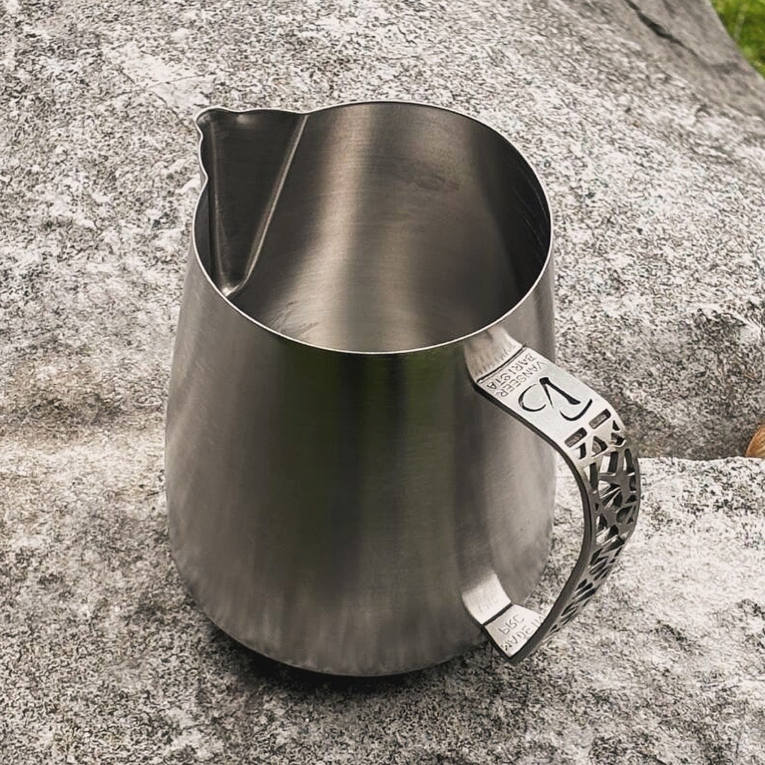 VS002 Latte Art Competition Spout Pitcher 650ML