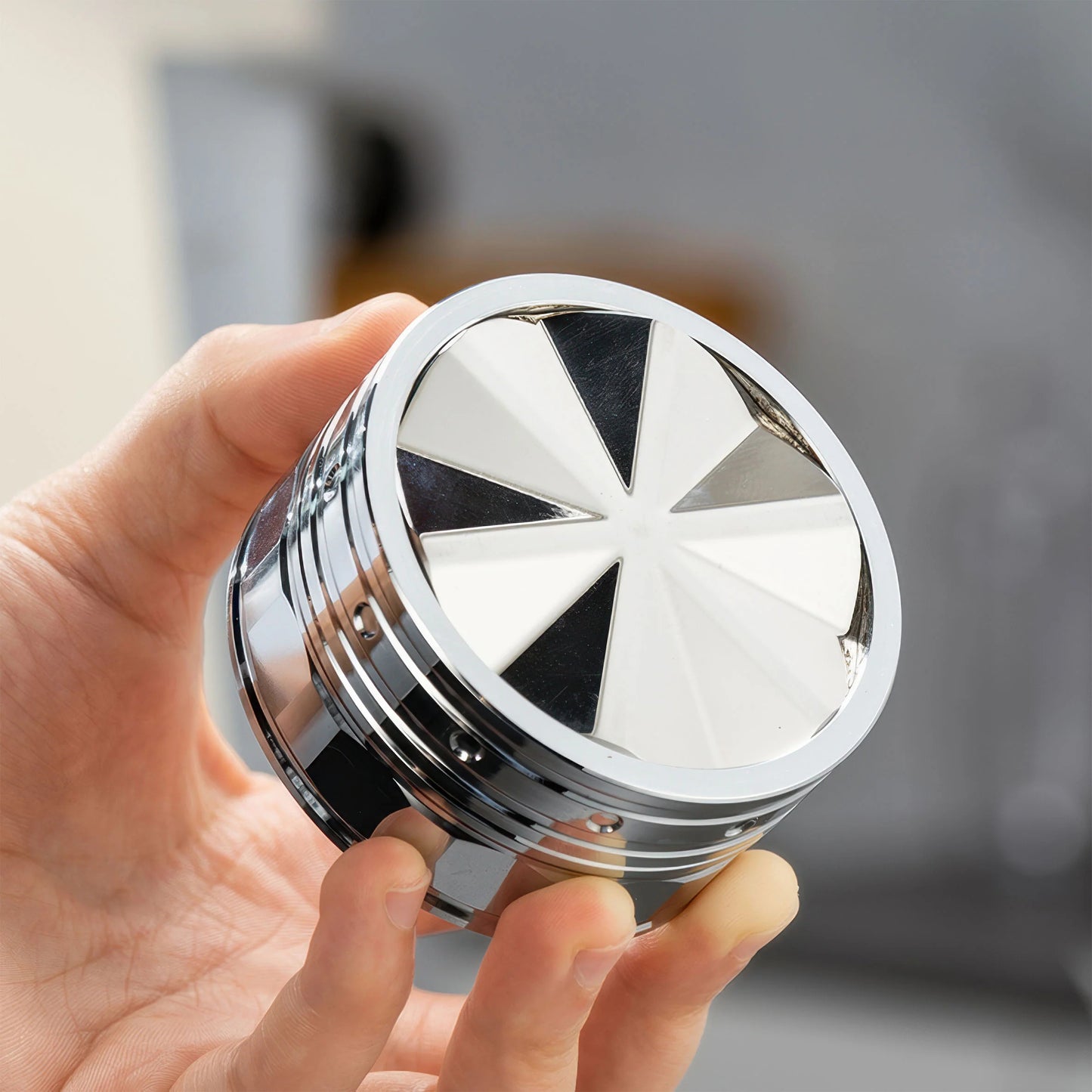 S102 58MM Gravity Distributor With Stainless Steel Leveler