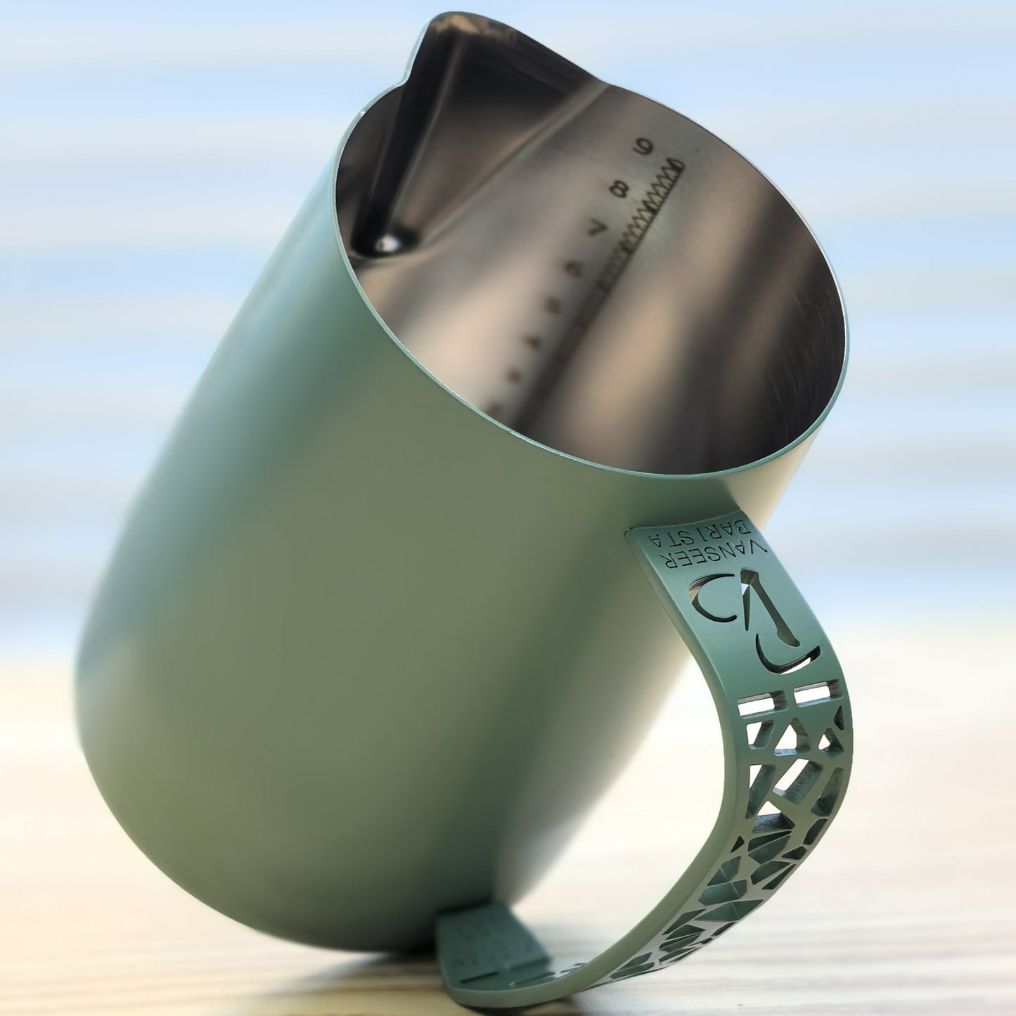 VS001 Round Spout Style Latte Art Pitcher 450ML